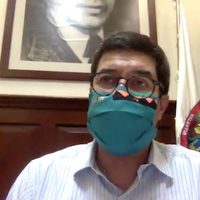 Javier Corral decide aislarse por precaución ante posible contagio