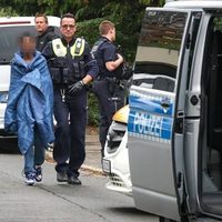 Apuñalaron a una alcaldesa alemana y quedó detenido su hijo adoptivo de 15 años