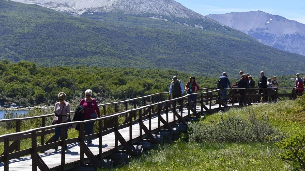 Eximen de una parte de canon a Guías de Turismo: Fuente: (Twitter)