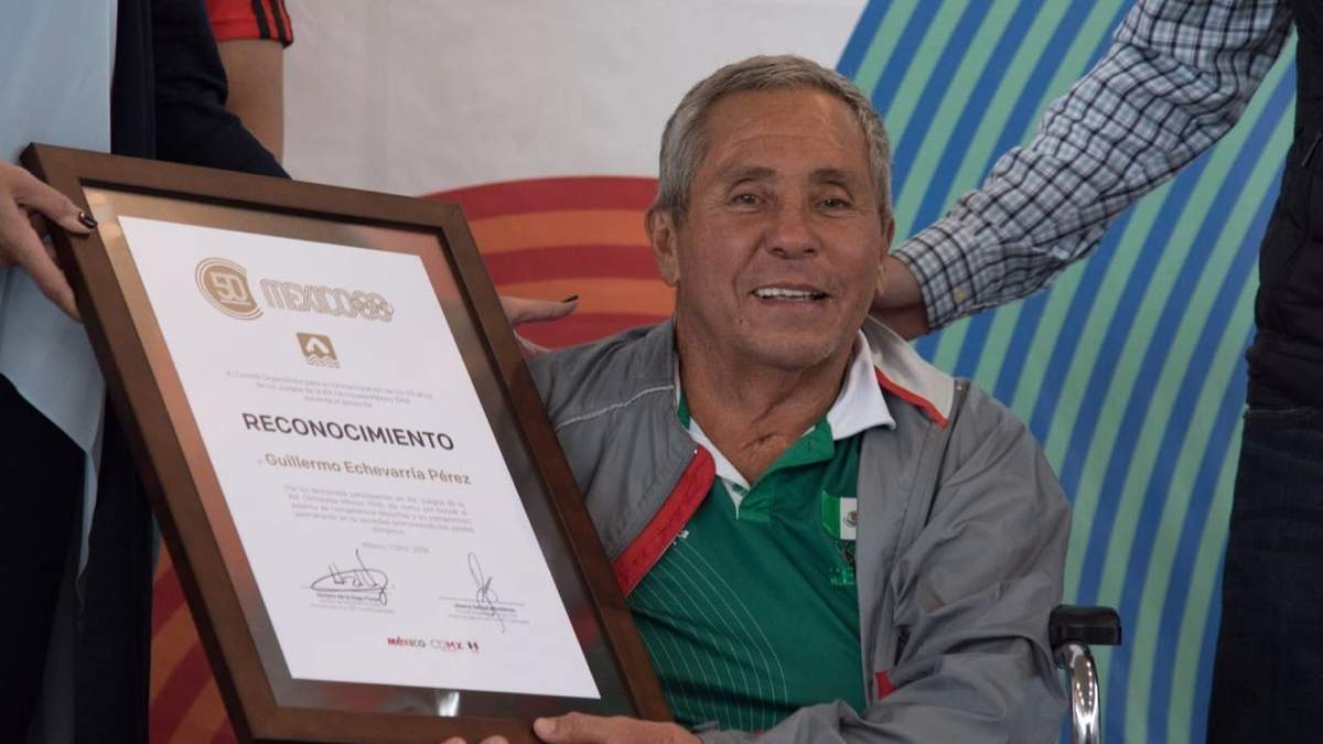 Guillermo Echeverría, nadador mexicano