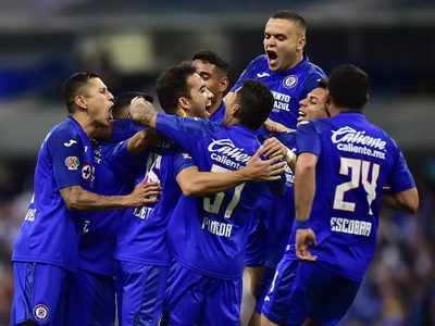 El Cruz Azul, a un paso de una marca histórica