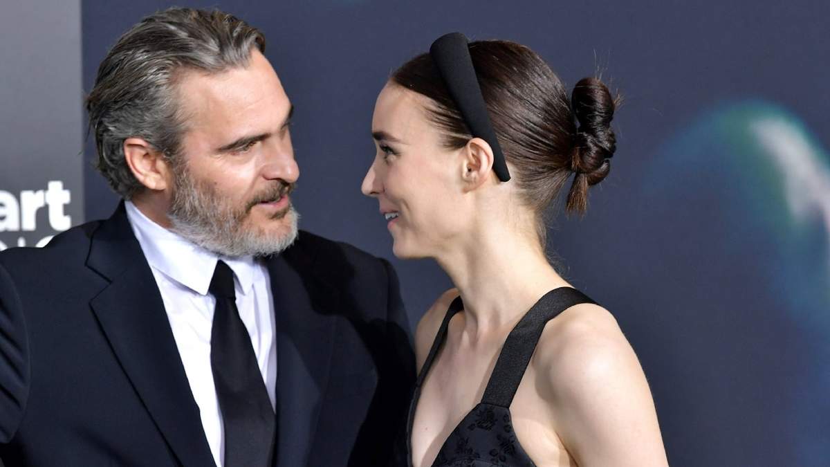 Joaquin Phoenix y Rooney Mara. Fuente: (Instagram)