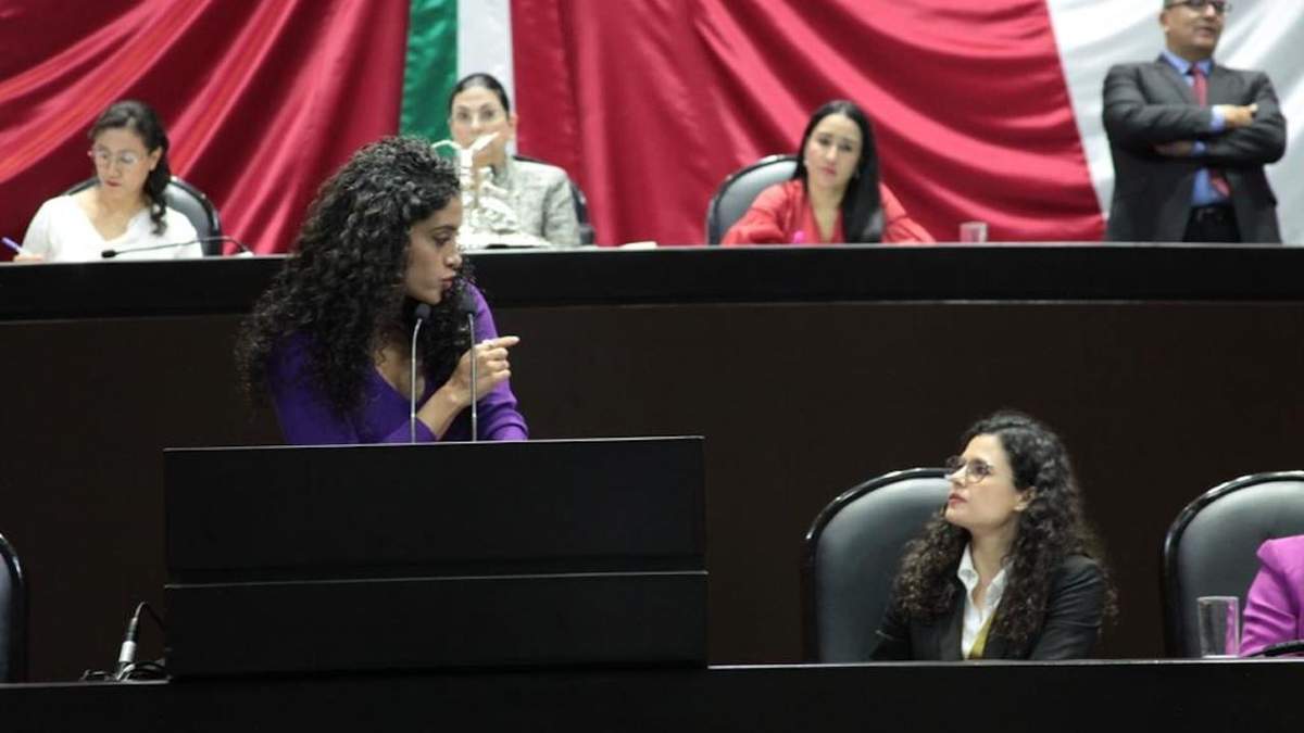 La diputada Edna Díaz cuestiona a Luisa María Alcalde