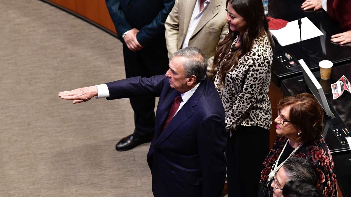Carlos Miguel Aysa González juró como embajador de México en República Dominicana