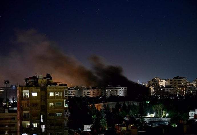 Más de 900 personas murieron durante la ofensiva rebelde y yihadista en Siria