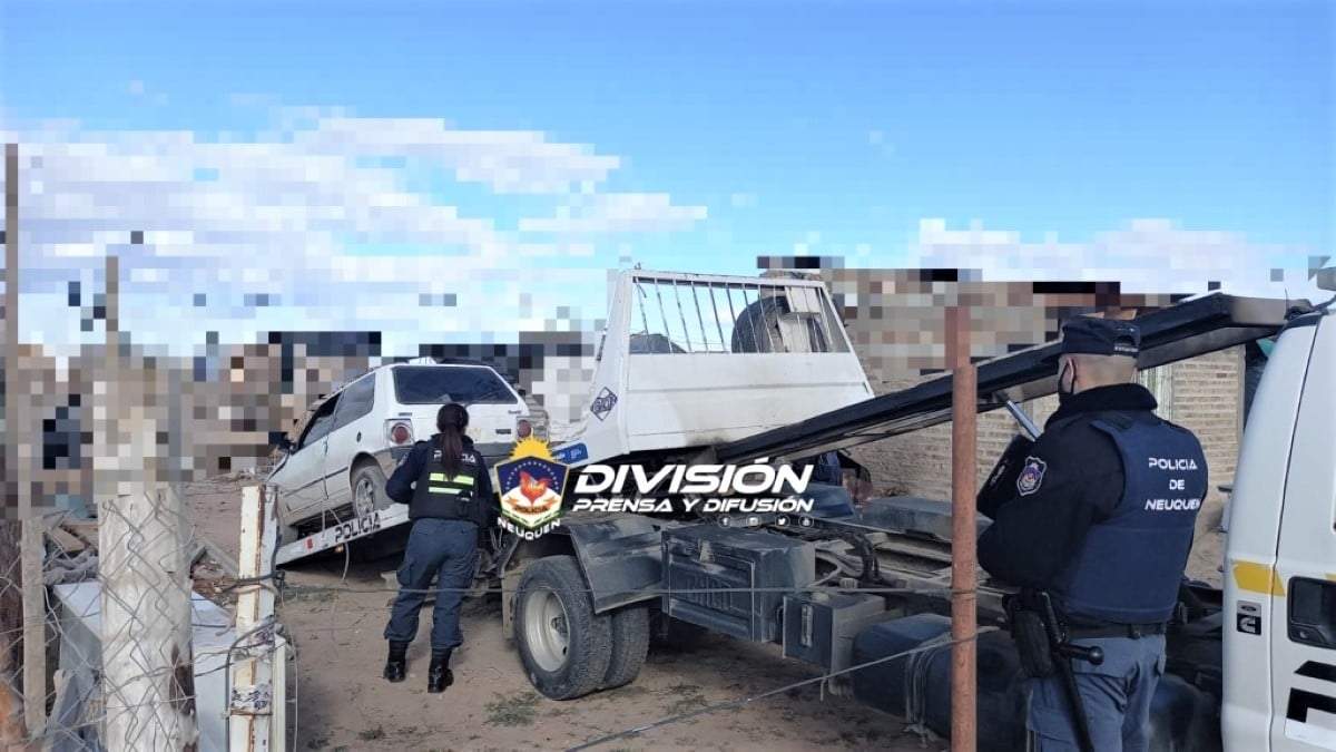 Se realizó un allanamiento en la toma Casimiro Gómez, en la meseta. Fuente: (Policía de Neuquén)
