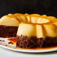 Chocoflan sin TACC y sin horno: la receta más fácil y rica, para quedar como todo un chef