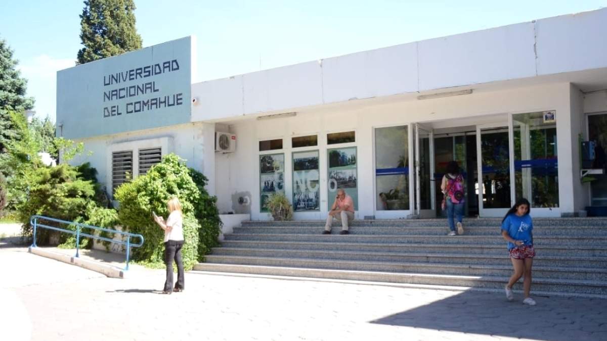 Universidad Nacional del Comahue. Fuente: (Facebook)