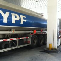 Los valores de los combustibles de YPF aumentaron un 6% en la ciudad de Buenos Aires