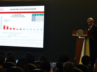 Huachicol ha bajado 53% en Hidalgo y 95% en todo el país, afirma López Obrador