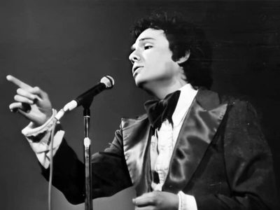 Estrenan canción inédita de José José a cinco años de su muerte