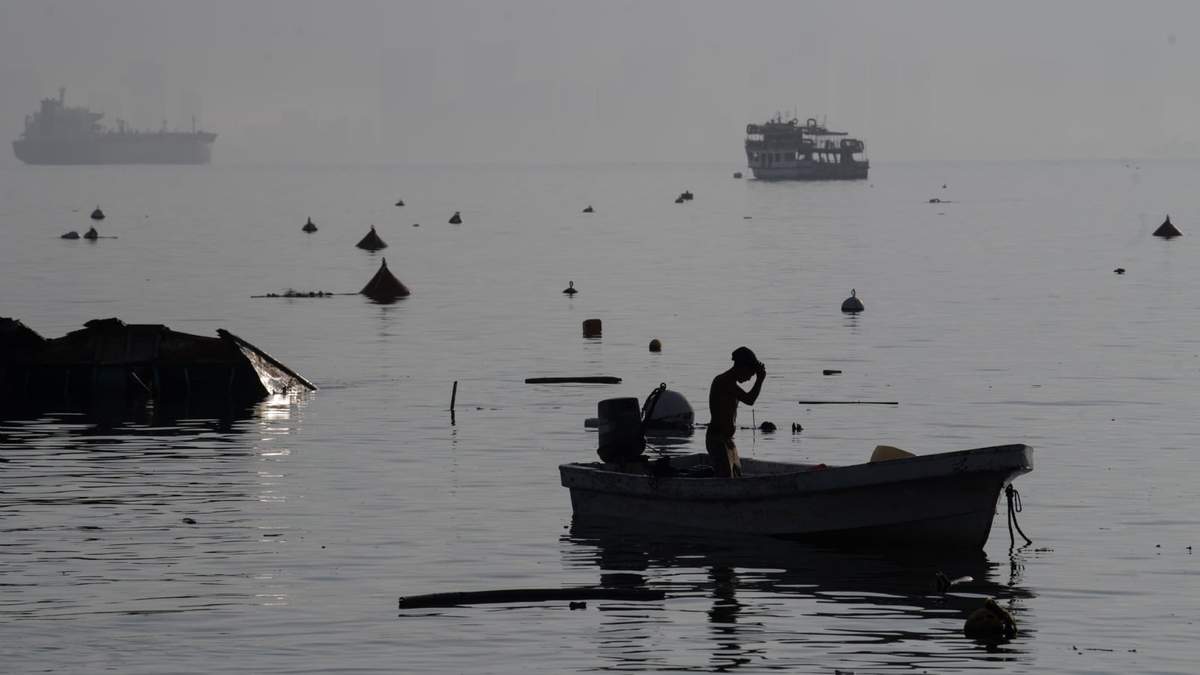 Playa Manzanillo en Acapulco, nueve días después del paso del huracán Otis