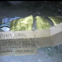 Hallan cadáver en Apatzingán junto con un narcomensaje