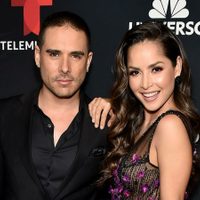 ¡La imagen más esperada! Carmen Villalobos y su esposo encienden la llama del amor ¡Contundentes!