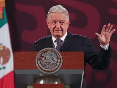 AMLO enviará nota diplomática a EU por financiar a Méxicanos contra la corrupción