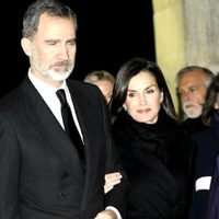 Un nuevo funeral que duele: el Rey Felipe y la Reina Letizia, de luto