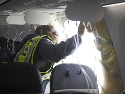 Aerolíneas dicen haber encontrado piezas sueltas al revisar los Boeing Max 9