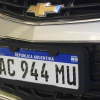 El Gobierno autorizó el uso de patentes de papel ante la imposibilidad de fabricar las chapas