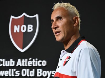 “Honrar la camiseta”: el duro comunicado de Newell’s contra Keylor Navas
