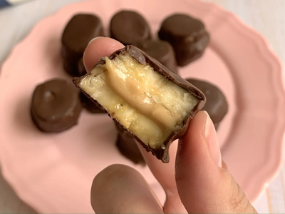 Barra XXL de banana y chocolate sin azúcar: fácil de hacer para el antojo dulce y con bajas calorías