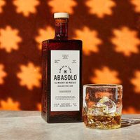 Un whisky mexicano elaborado con método ancestral  y con cometido solidario
