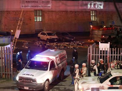 ONG exigen la destitución del titular del INM por el incendio que dejó 40 migrantes muertos