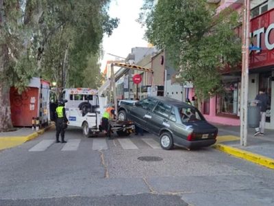 Conductores alcoholizados y vehículos retenidos en controles viales de navidad en Neuquén