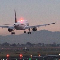 Aumenta 2.5% el precio de los boletos de avión por alza en la TUA