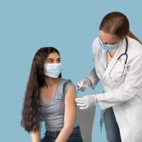 Gran demanda de vacunas para adolescentes: se anotaron casi 13 mil jóvenes en un día