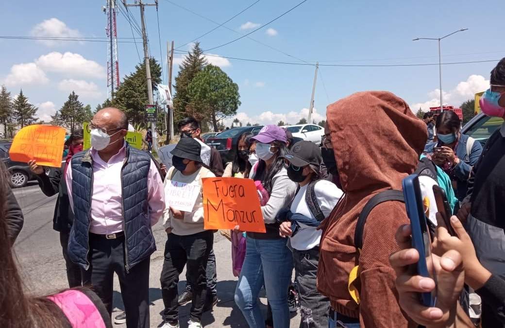Protesta de estudiantes de la Universidad Politécnica del Valle de Toluca (UPVT)