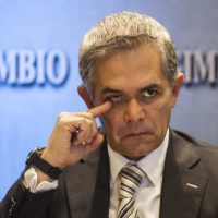 Gobierno de Mancera aplicó un "proceso desaseado" para autorizar nuevos verificentros: Sheinbaum