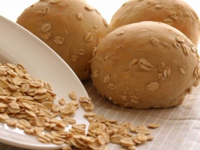 Pan de avena y semillas: con solo 1 huevo y otros ingredientes, prepará esta versión ideal para hacer tostados