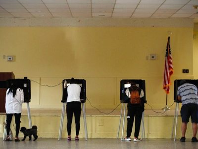 EU impone sanciones contra siete ucranianos acusados de interferir en la elección