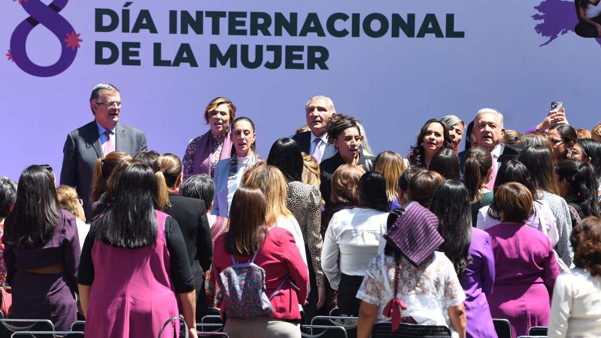 Ceremonia en Palacio Nacional