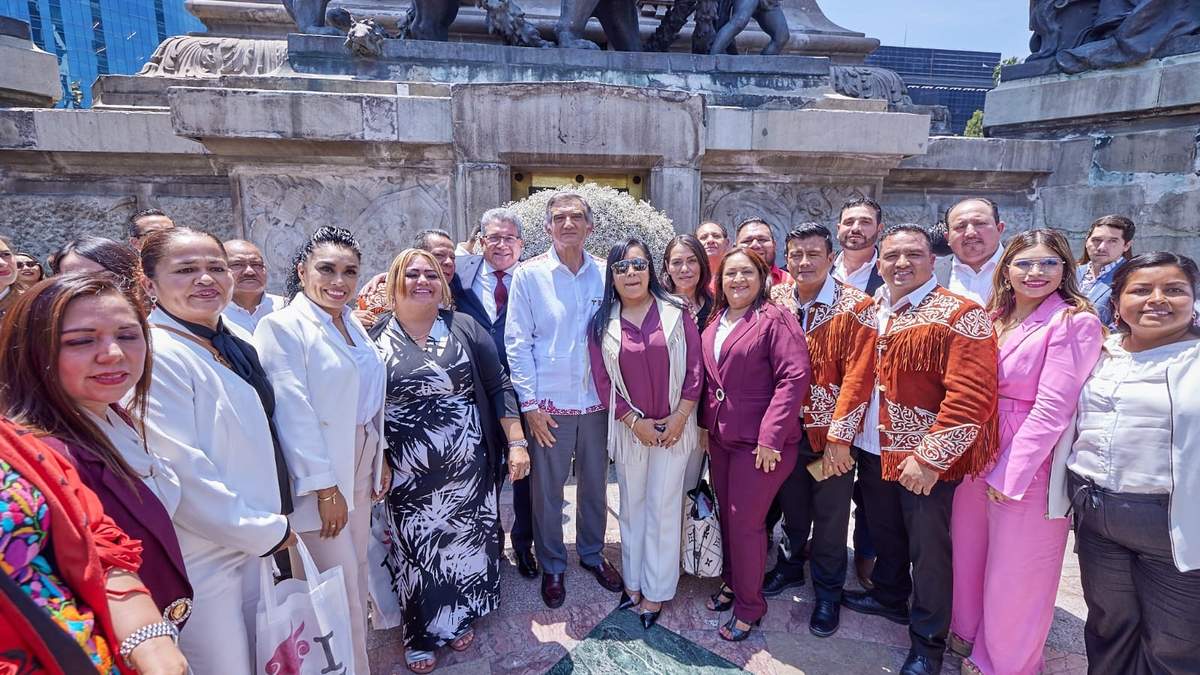 La transformación debe continuar, dice Américo desde el Ángel de la Independencia