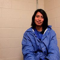 Sufren mujeres transgénero abusos en centros de inmigración de EU: HRW
