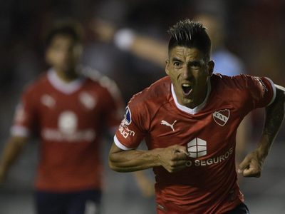 Sufrido triunfo de Independiente en Copa Sudamericana, mirá lo más destacado