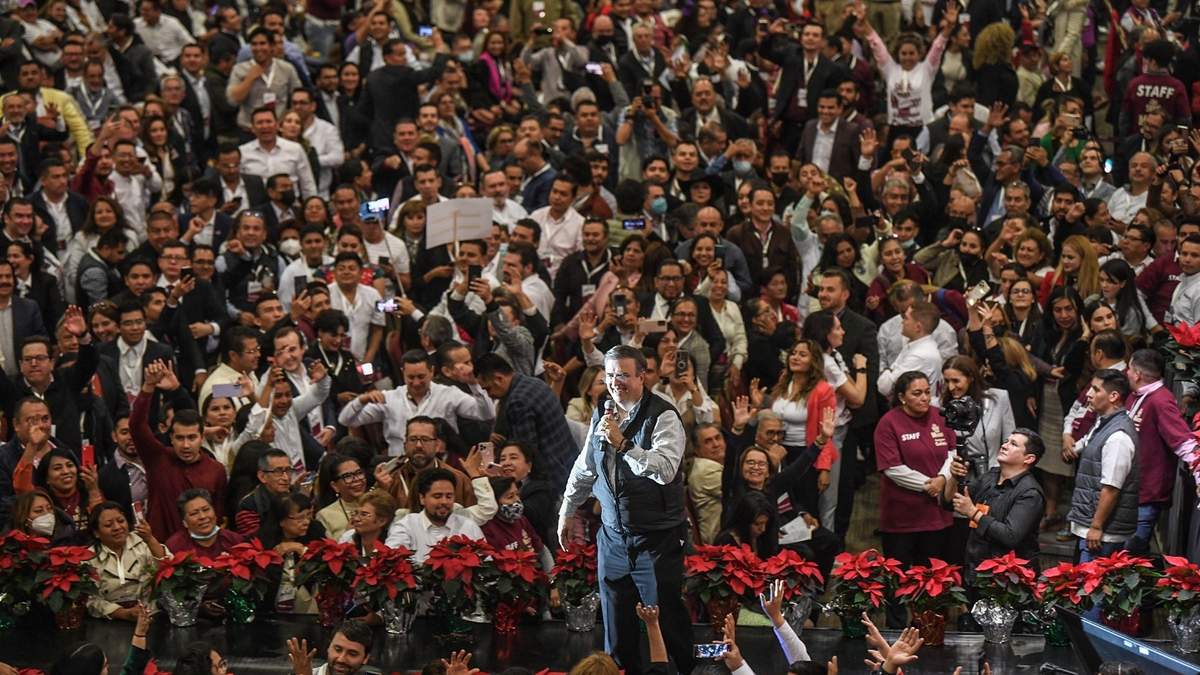 Ebrard. Puertas giratorias entre la IP y el gobierno federal