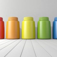 Con ese envase plástico lindo que no querés tirar, hacé este contenedor para la cocina con efecto cuero que es un 10