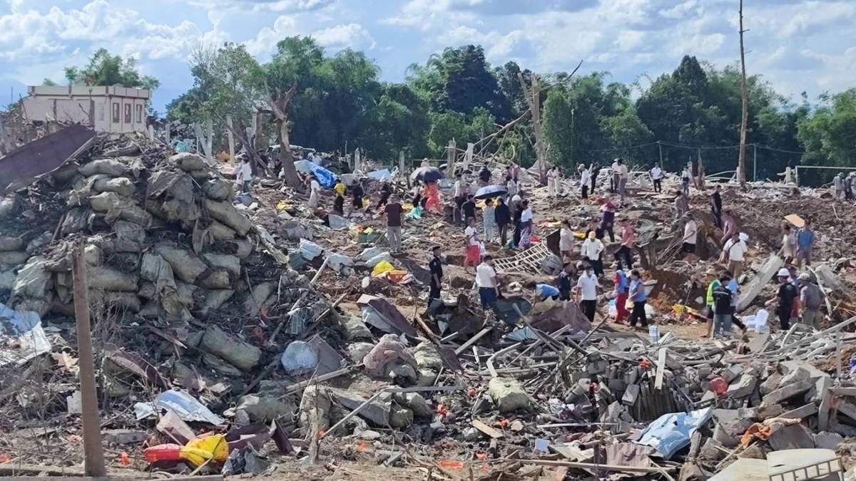 Explosión en edificio que almacenaba explosivos en Myanmar deja más de 45 muertos