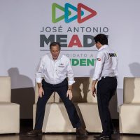 Aunque Meade prometió renunciar al fuero, no podría tomar esa decisión: experto