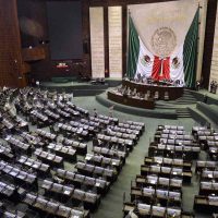 Diputados avalan ley para que ningún funcionario pueda ganar más que AMLO