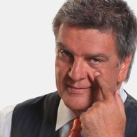 ¡De mal en peor! Luis Ventura no pega un ojo debido su ex esposa. ¿Qué le hizo?