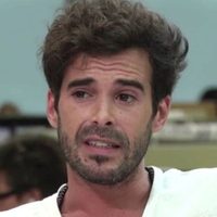 Habló Nicolás Cabré tras pasar por el quirófano: "Acá estoy"