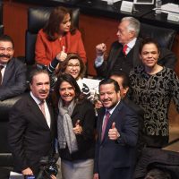 Rechazan moción suspensiva de Ley de Seguridad; sigue largo debate en el pleno del Senado