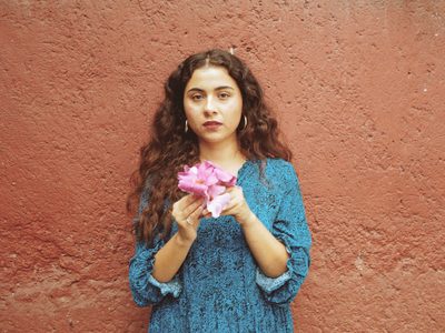 "Te guardo", himno al amor de Silvana Estrada rumbo a nuevo disco