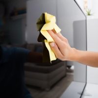Limpiá la pantalla de tus dispositivos sin arruinarlas y con estos consejos que te pueden salvar