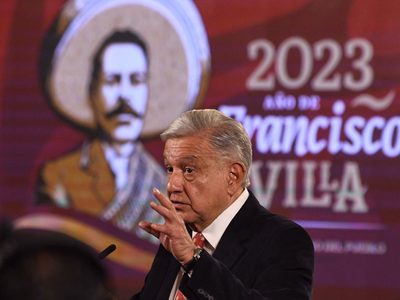 AMLO advierte que no le otorgará a Tesla ningún permiso si quiere instalarse en Nuevo León