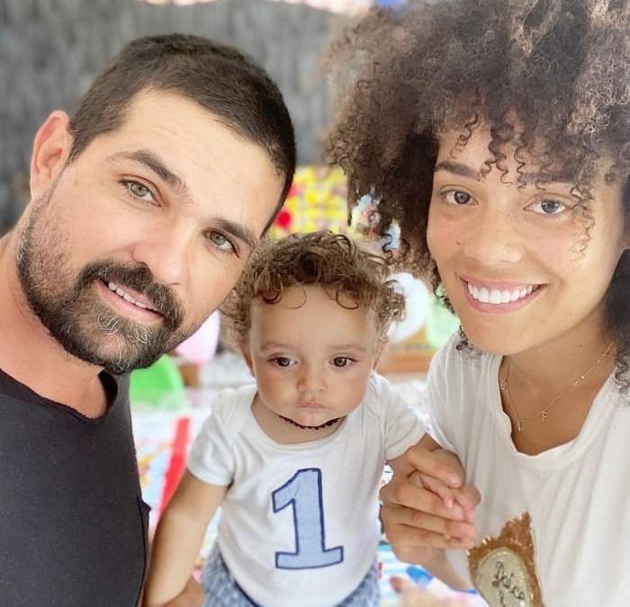 Ferdinando Valencia, Brenda Kellerman y Tadeo Valencia. Fuente: (Instagram)