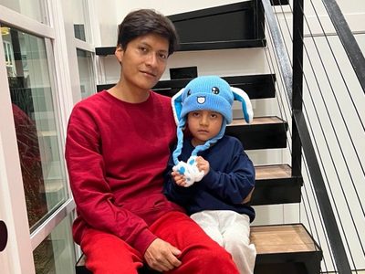 El niño Liam Conejo y su padre regresan a Minnesota tras ser liberados de centro del ICE en Texas